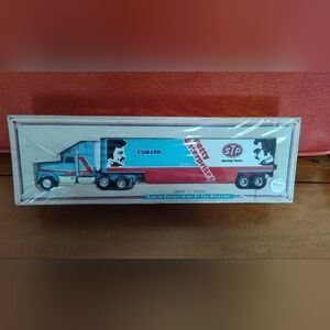 ERTL Esmark/STP Racing Team Model Hauler Truck